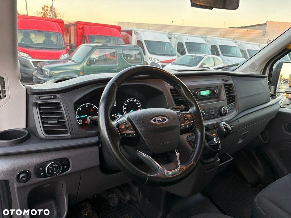 Ford Transit - 21