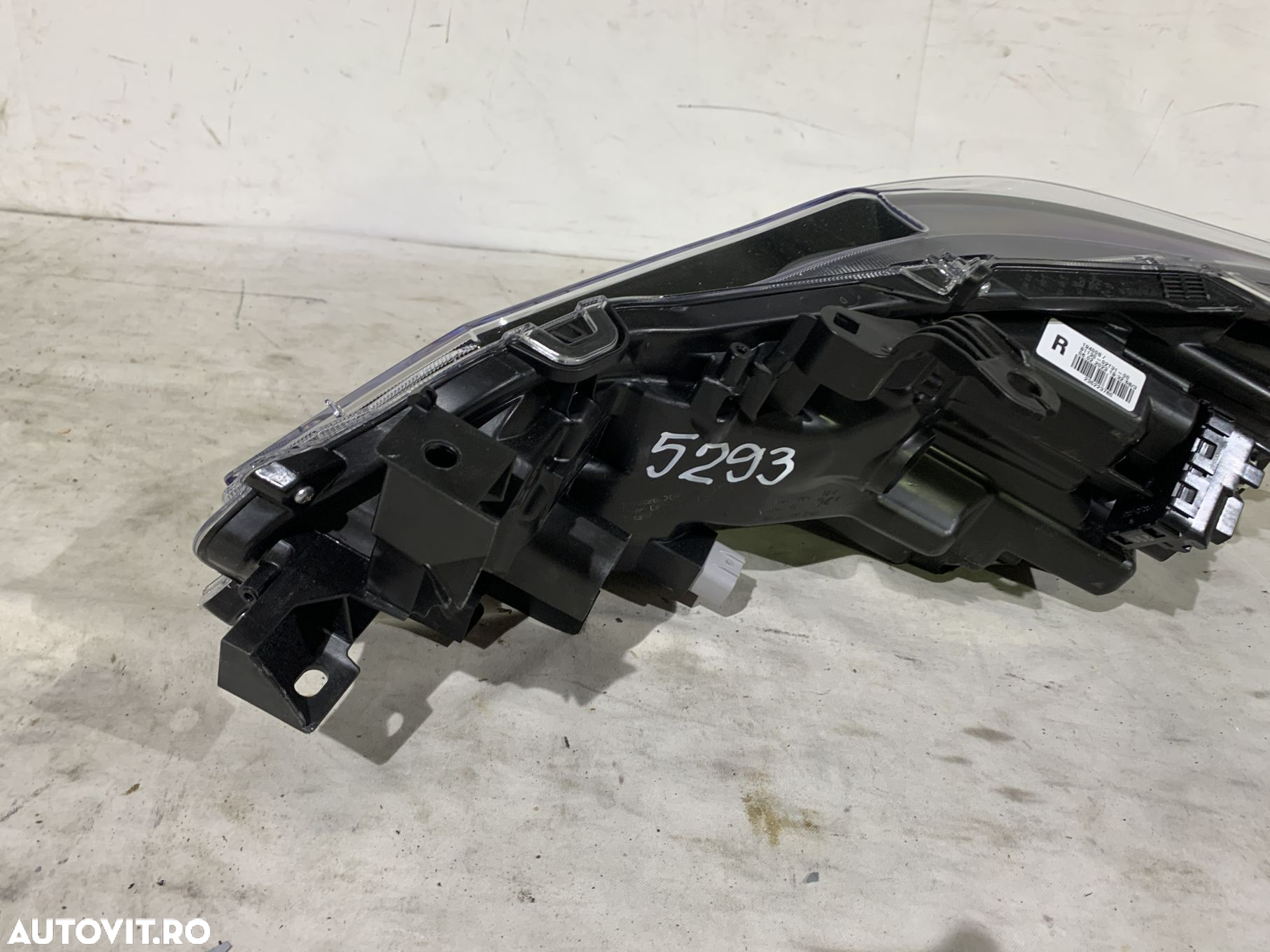 Far dreapta Toyota Corolla, 2019, 2020, 2021, 2022, 2023, cod origine OE 8130-02T31. - 6