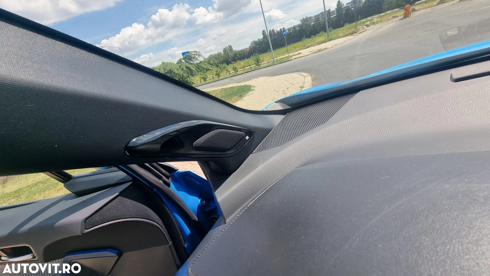 Toyota C-HR Hybrid Style - 12