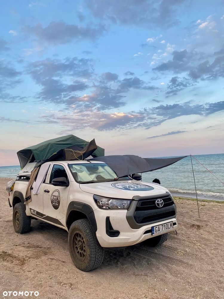 Toyota Hilux 2.4 D-4D Extra Cab DLX 4x4 - 10