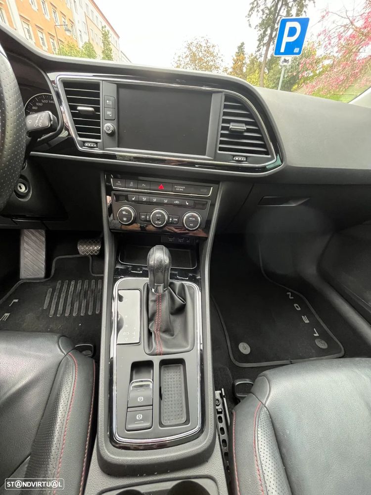 SEAT Leon ST 1.5 TSI FR DSG S/S - 18