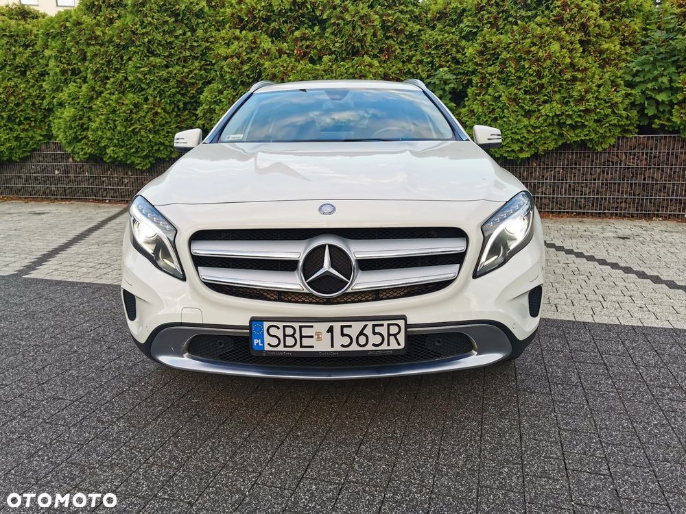 Mercedes-Benz GLA 200 7G-DCT Style - 6