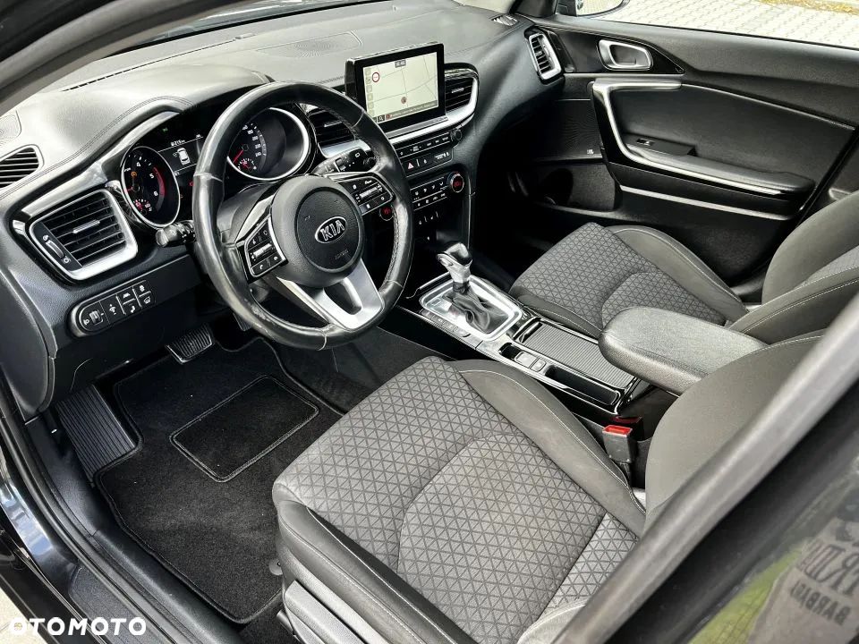 Kia Ceed 1.6 CRDi DCT Spirit - 8