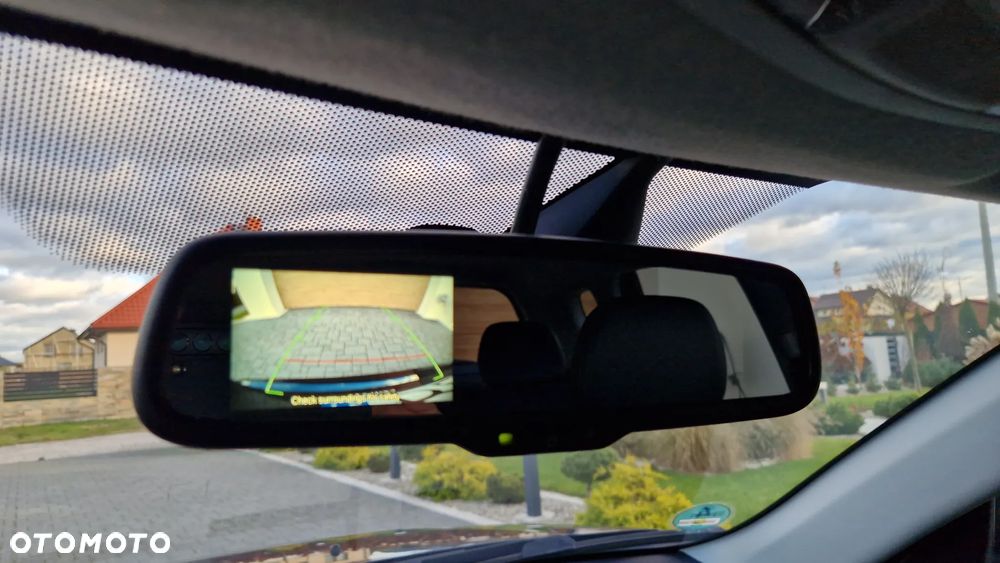 Mitsubishi Outlander 2.0 Intense 2WD - 16