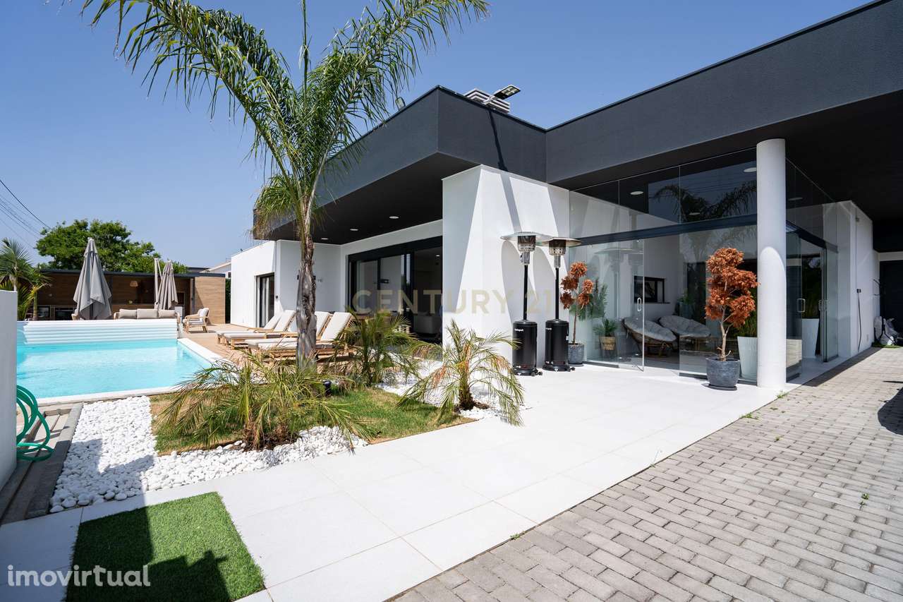 MORADIA T4 DE LUXO – QUINTA DA MARQUESA II, PALMELA - Grande imagem: 2/55