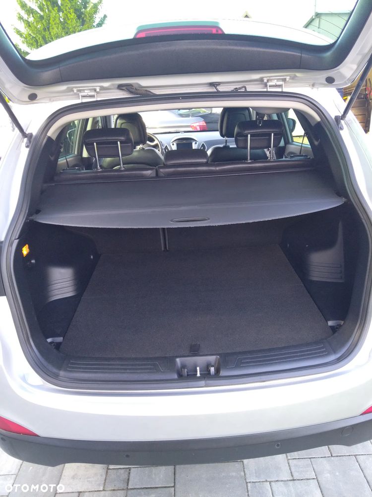 Hyundai ix35 - 12