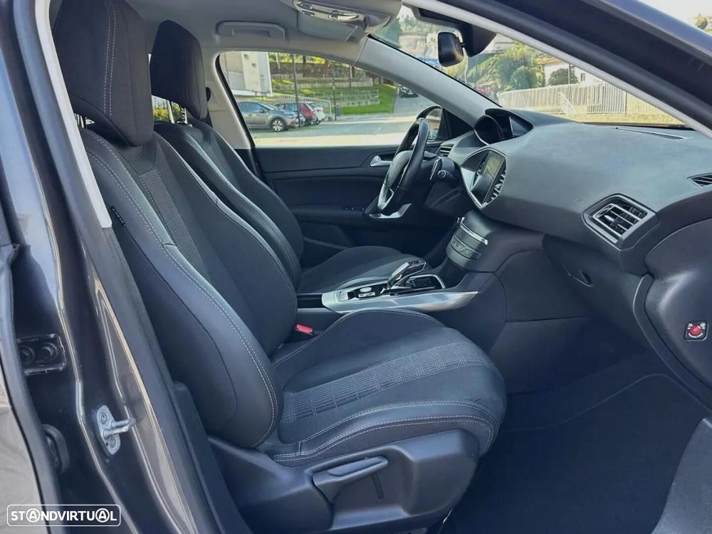 Peugeot 308 - 37