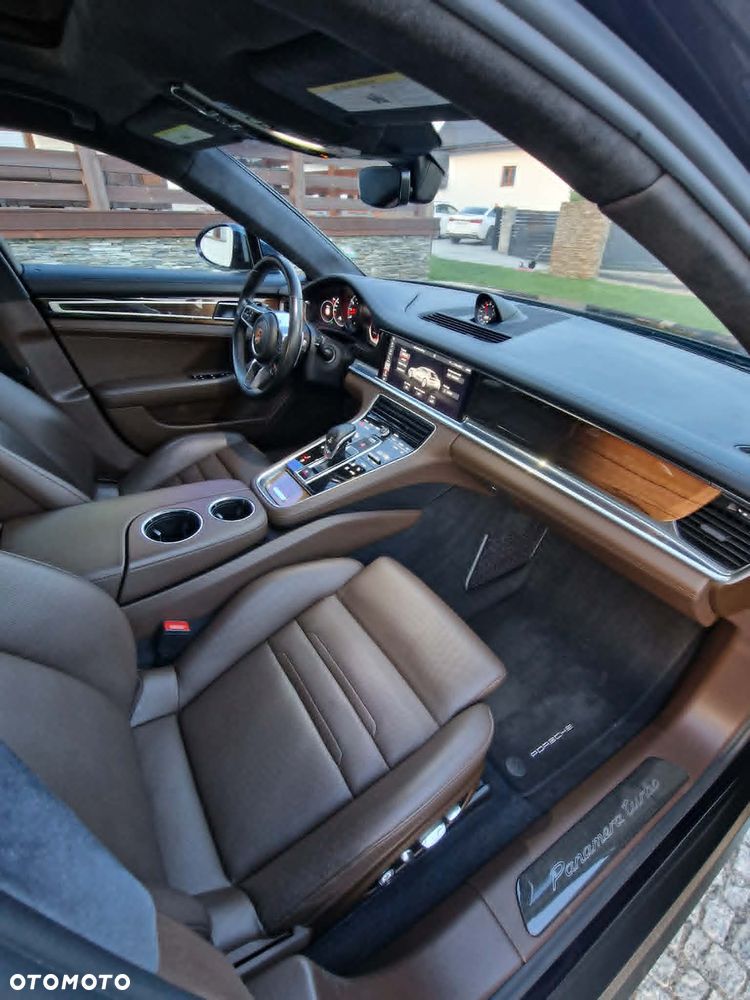 Porsche Panamera Turbo - 14
