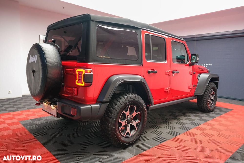 Jeep Wrangler - 12