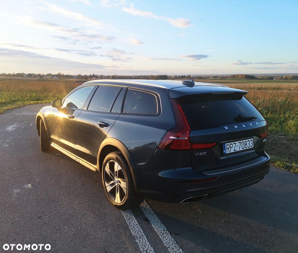 Volvo V60 T5 Geartronic Momentum Pro - 4