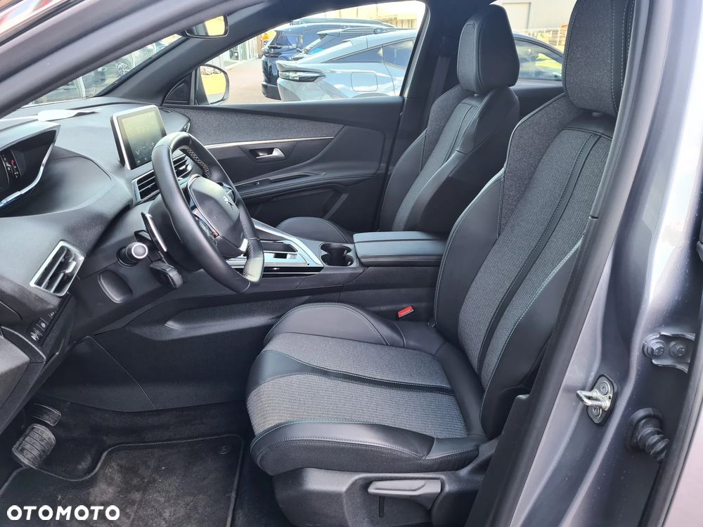 Peugeot 3008 1.2 PureTech Allure Pack S&S EAT8 - 10