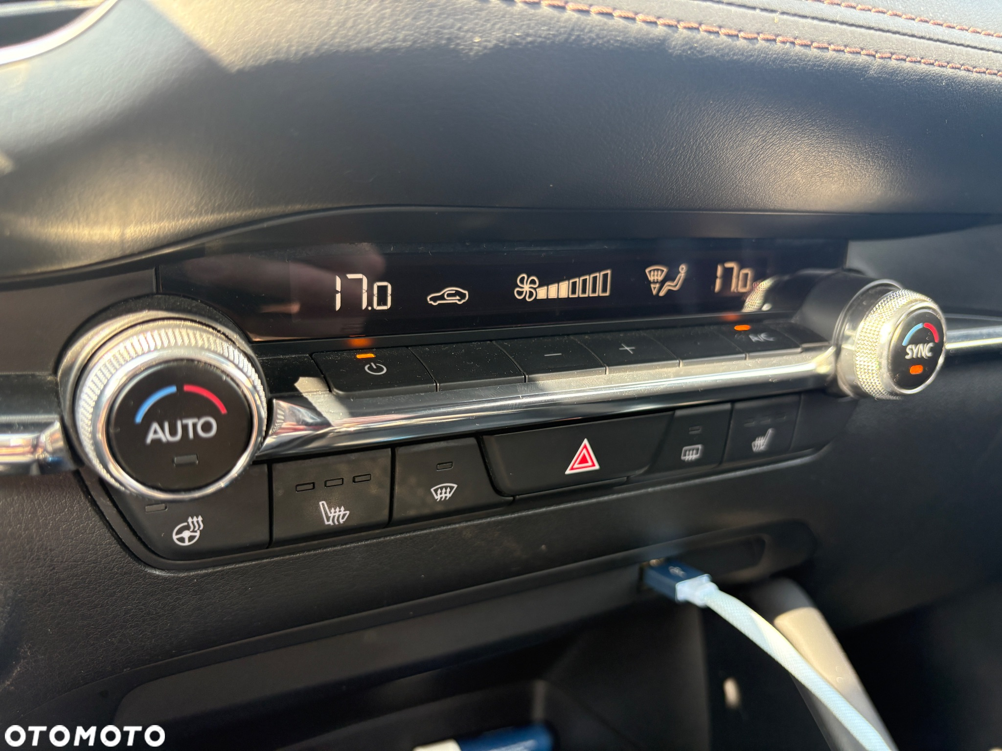 Mazda 3 - 14