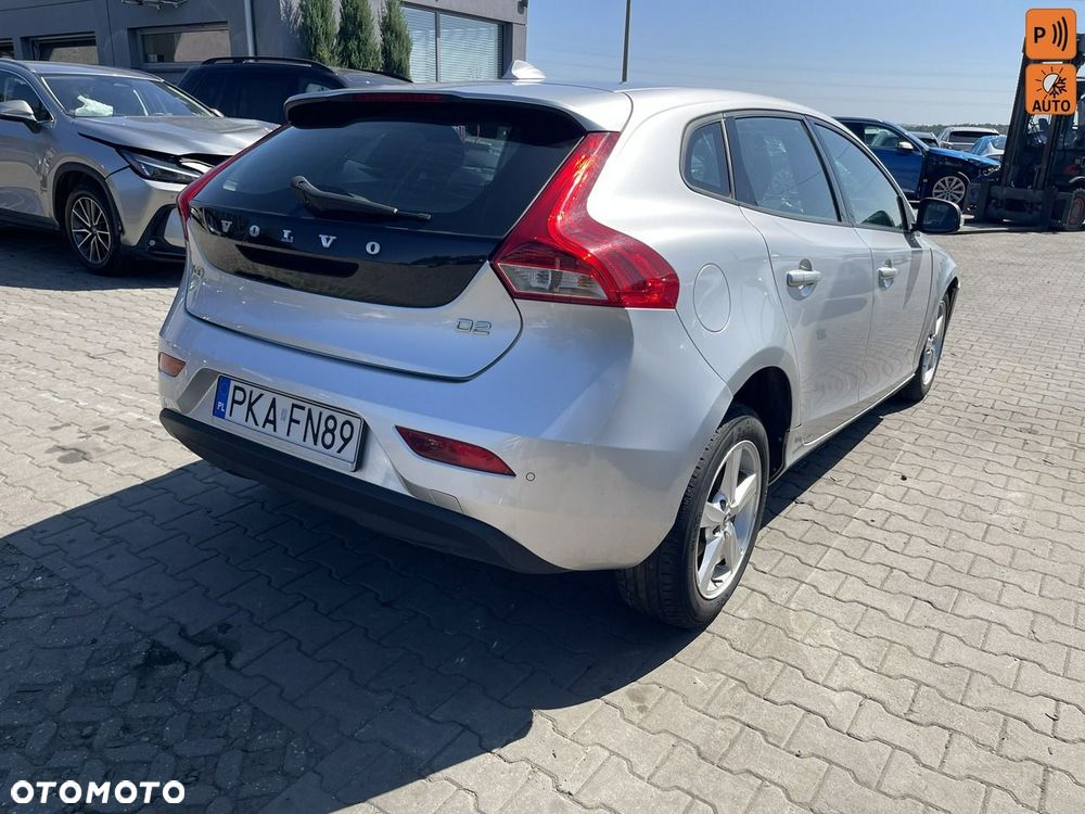 Volvo V40 D2 Kinetic - 1
