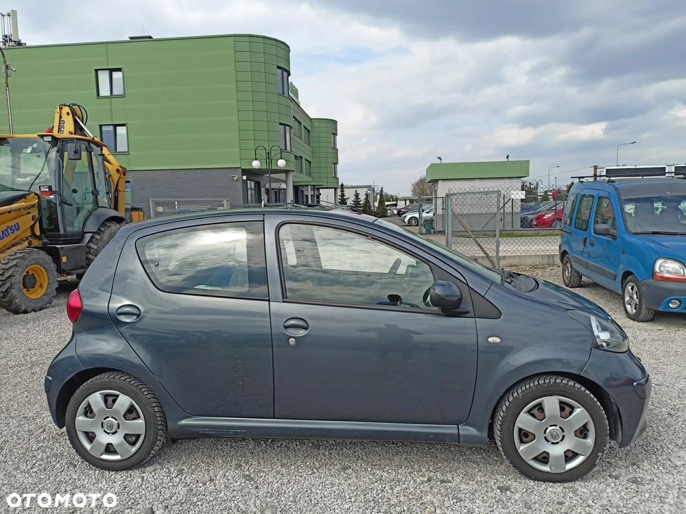 Toyota Aygo - 5