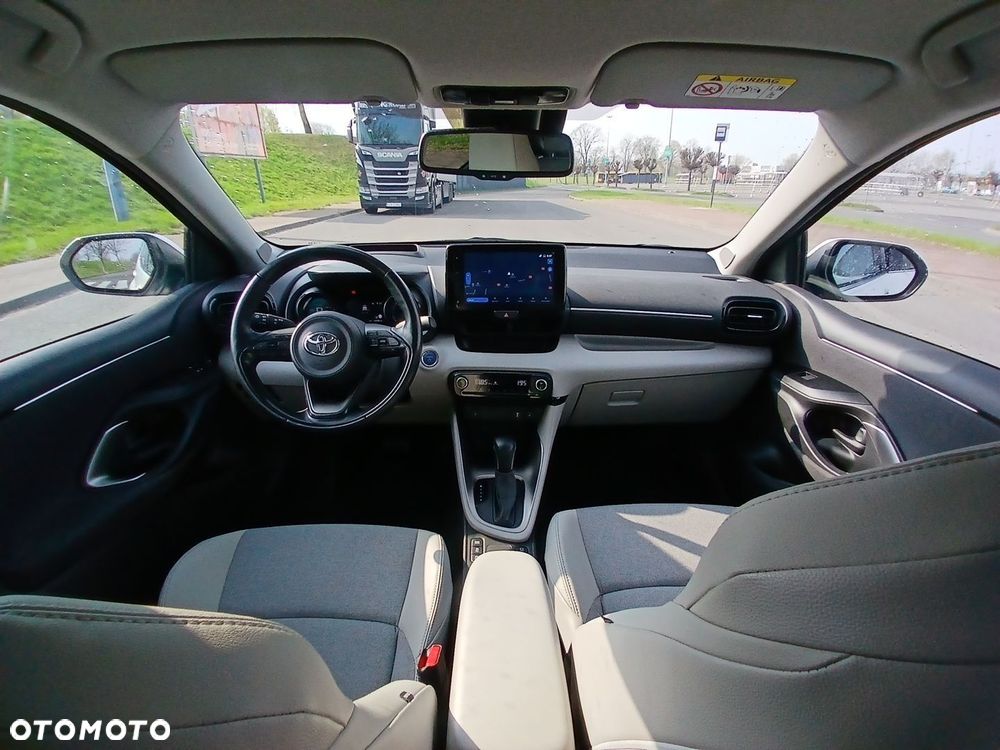 Toyota Yaris - 22