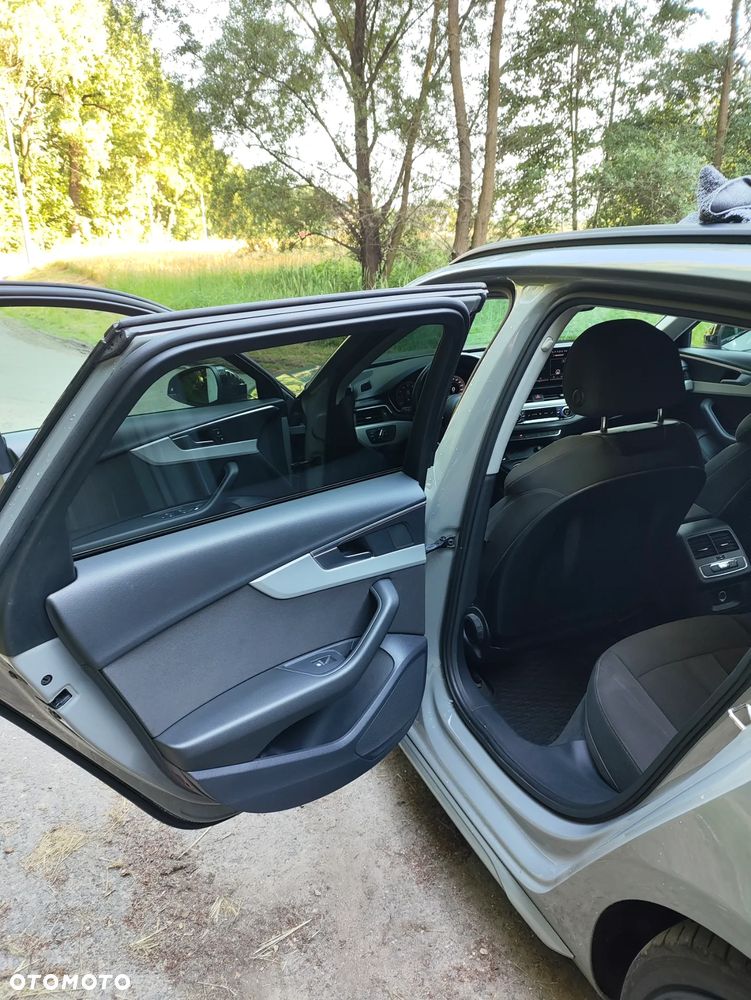 Audi A4 Avant 35 TFSI mHEV S Line S tronic - 24