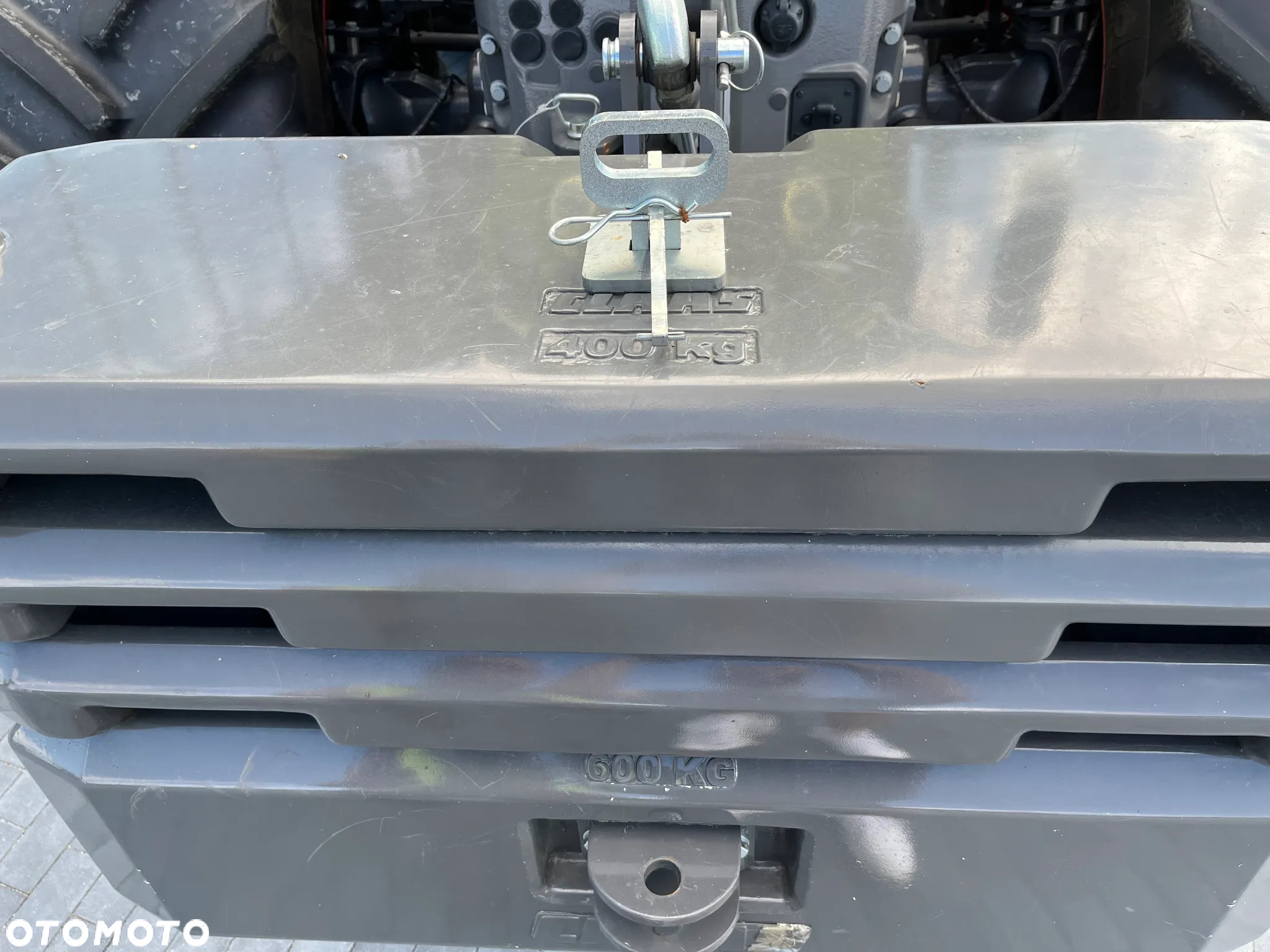 Claas AXION 830 - 9