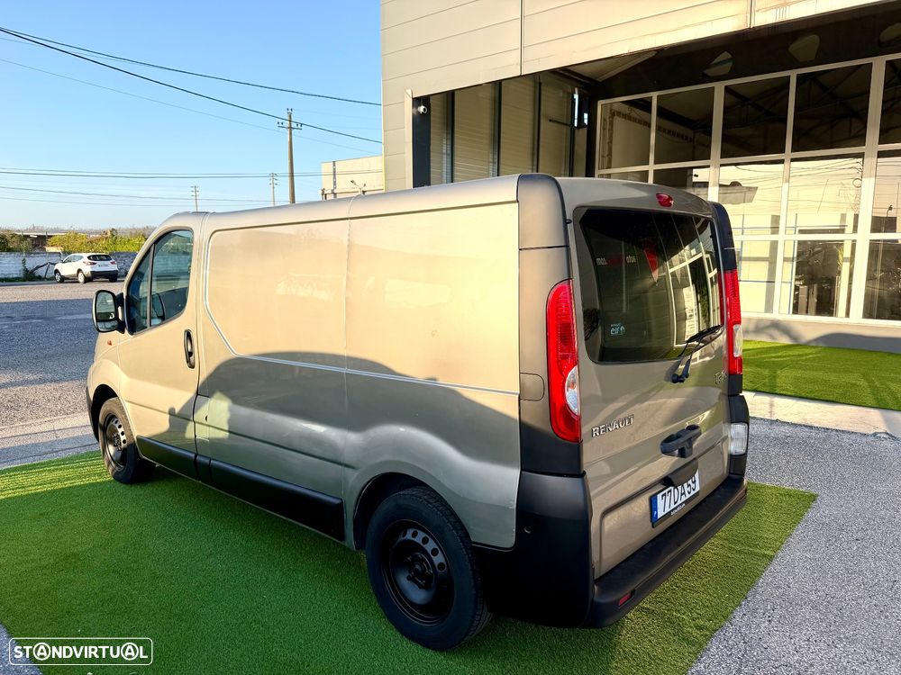 Renault TRAFIC 2.0 DCI L1H1 2,7 T - 2