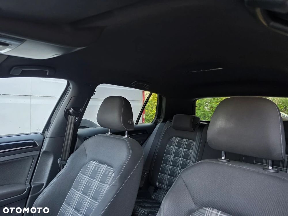 Volkswagen Golf 2.0 TDI BMT GTD - 7