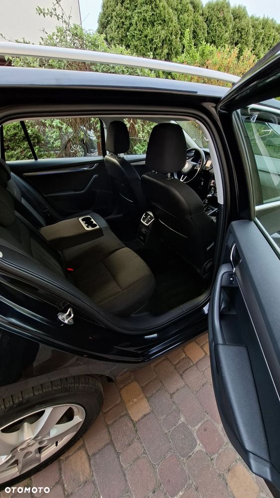 Skoda Octavia 2.0 TDI 4x4 DSG Style - 13