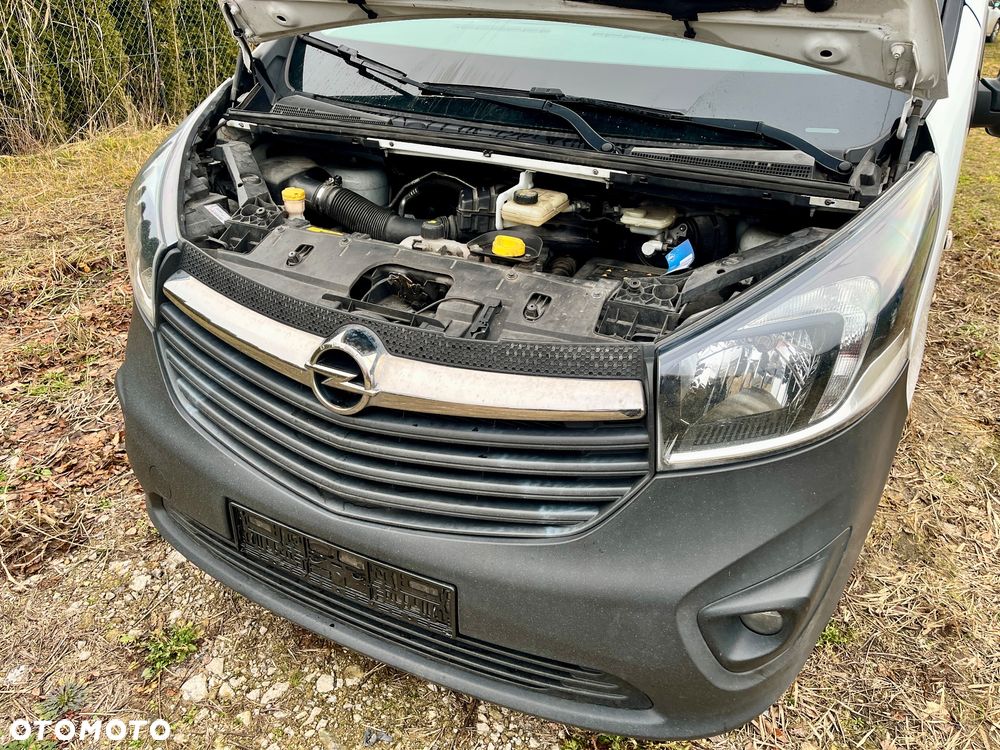 Opel Vivaro - 18