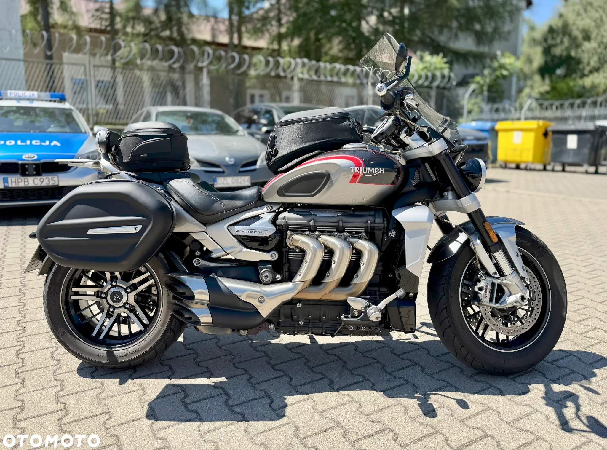 Triumph Rocket - 4