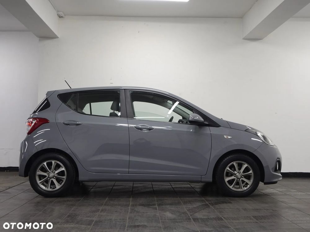Hyundai i10 1.0 Intro Edition - 11
