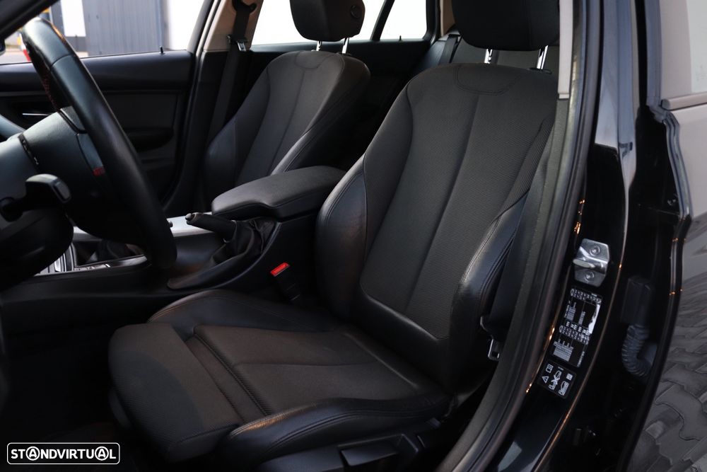 BMW 318 d Touring xDrive Line Sport - 8