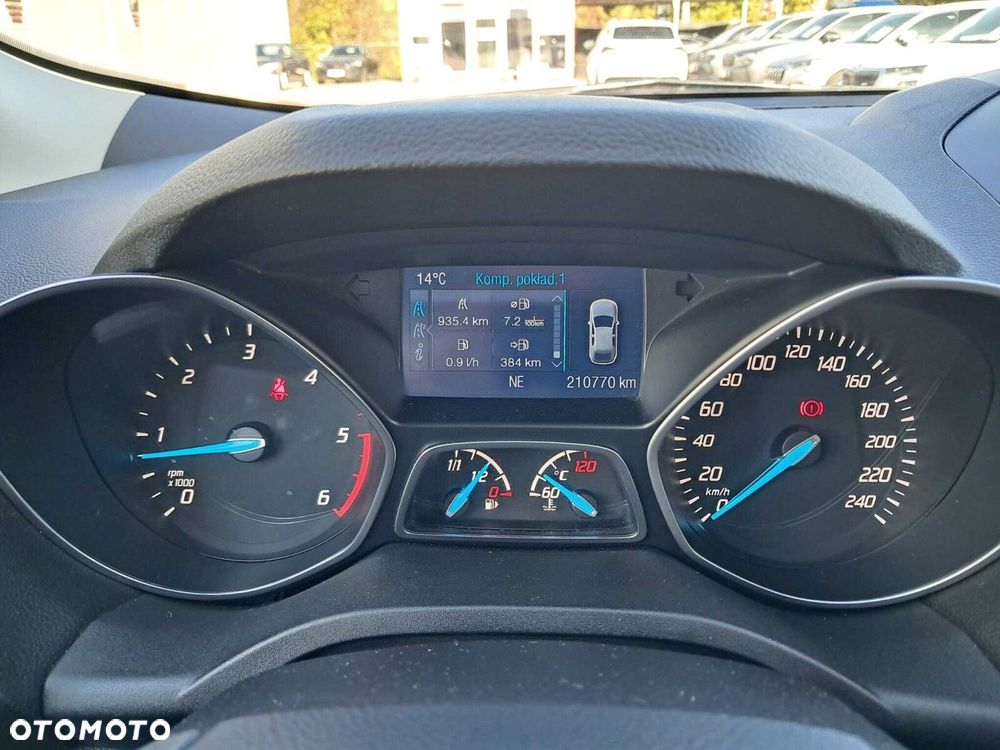 Ford Kuga - 20