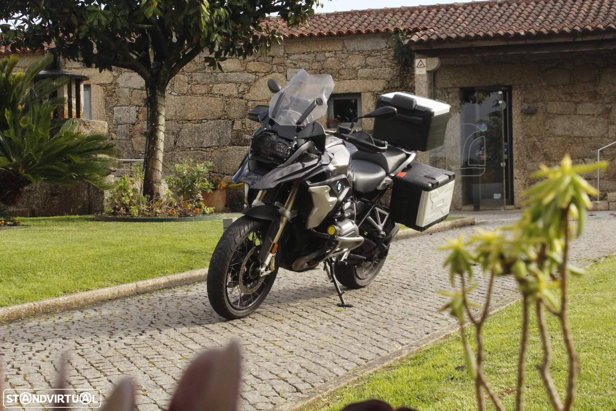 BMW R 1200 GS TRIPLE BLACK - 2