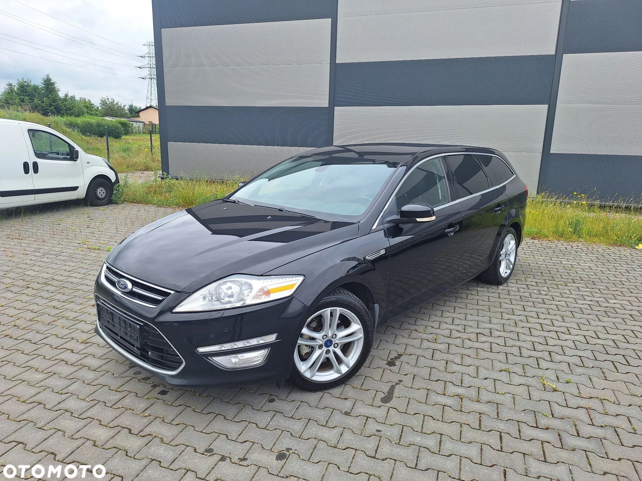 Ford Mondeo 2.0 TDCi Platinium X Plus (Titanium) - 1