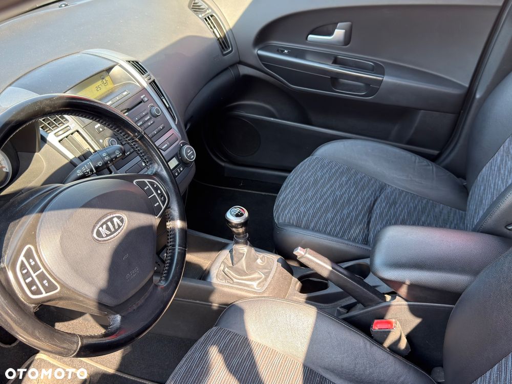 Kia Ceed 1.4 CVVT EX - 9