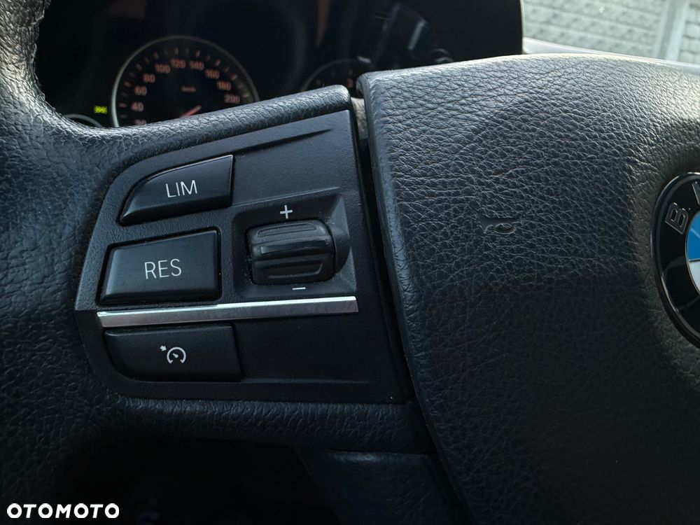 BMW Seria 5 525d - 20