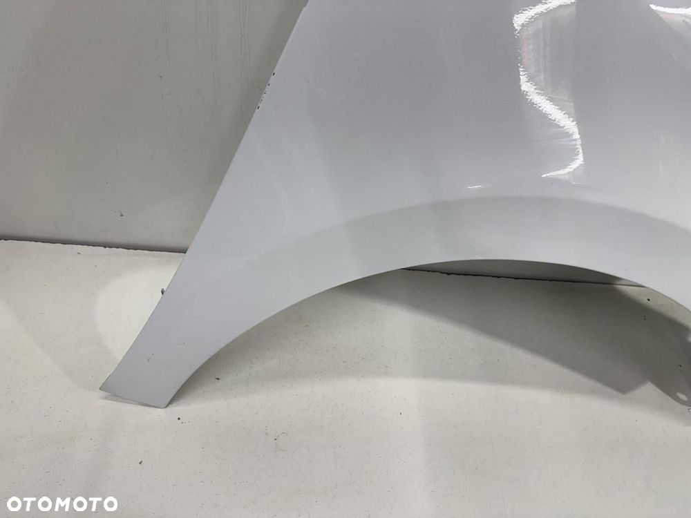 Przedni prawy błotnik  Mercedes citan II 420 A4208801400 - 4