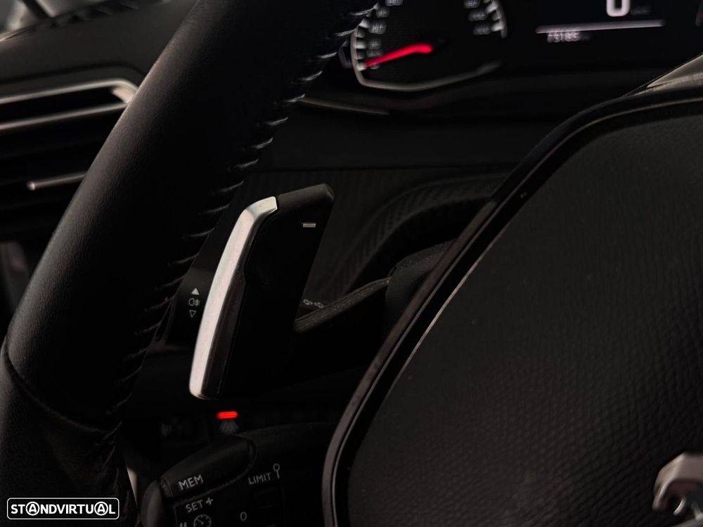 Peugeot 208 1.2 PureTech Allure Pack EAT8 - 14