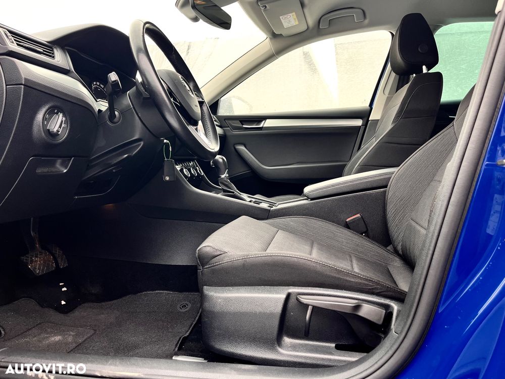 Skoda Superb 2.0 TDI DSG Sportline - 19