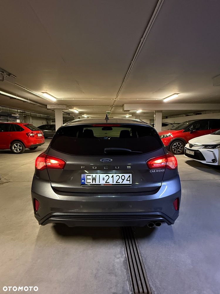 Ford Focus - 4