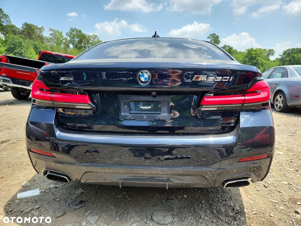 BMW Seria 5 530i xDrive M Sport Edition - 6