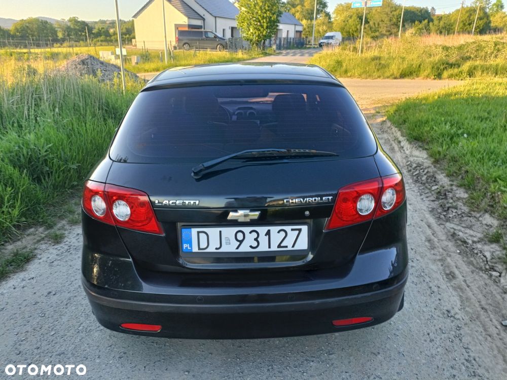 Chevrolet Lacetti - 4