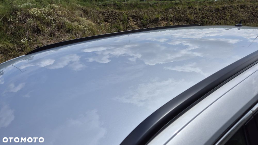 Volkswagen Passat 2.0 TDI SCR 4Mot DSG Comfortline - 10
