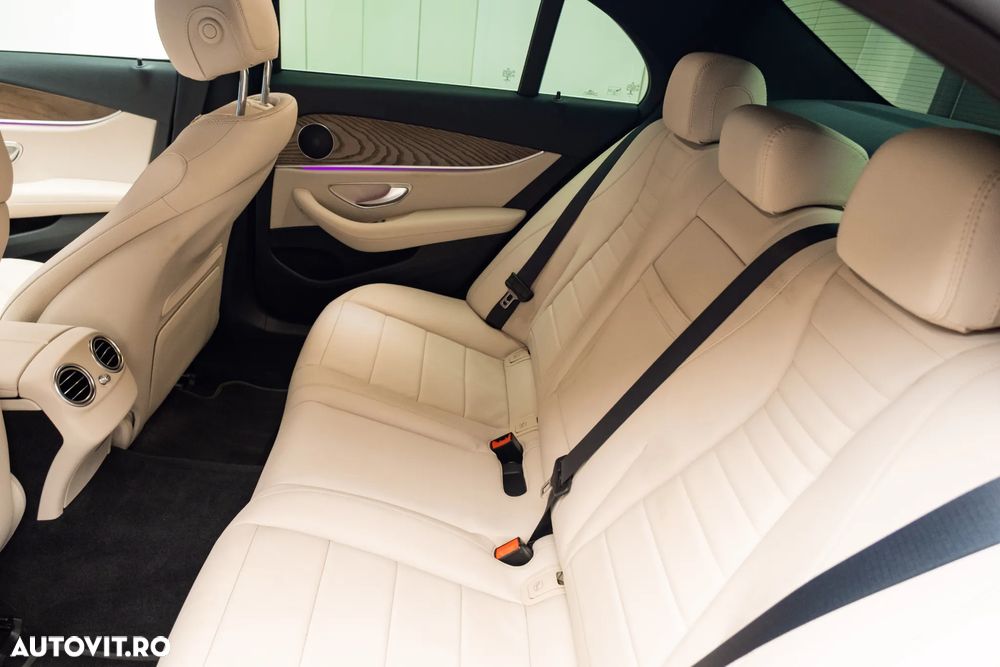 Mercedes-Benz E 300e 9G-TRONIC - 26