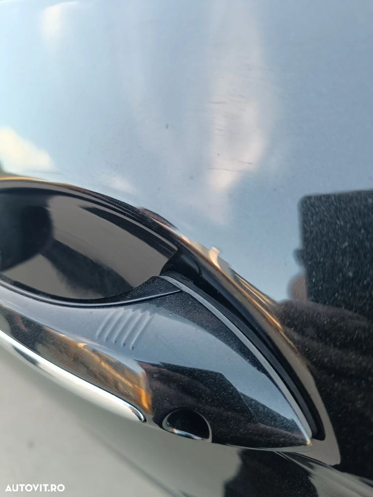 BMW Seria 5 530d xDrive - 17