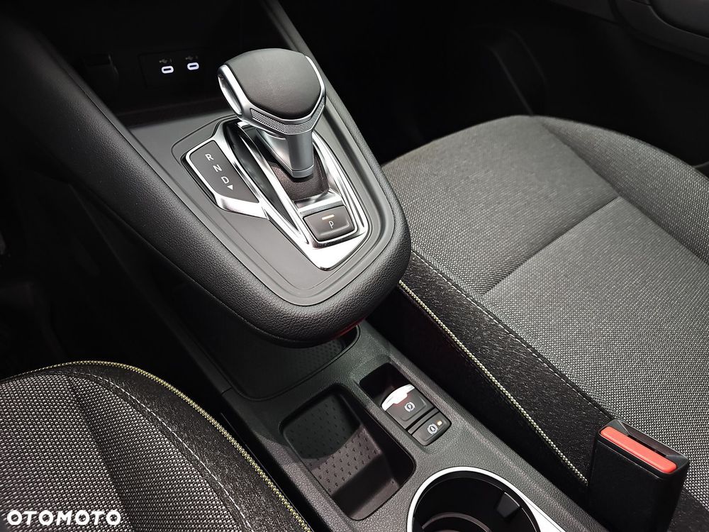 Renault Captur 1.3 TCe mHEV Techno EDC - 17