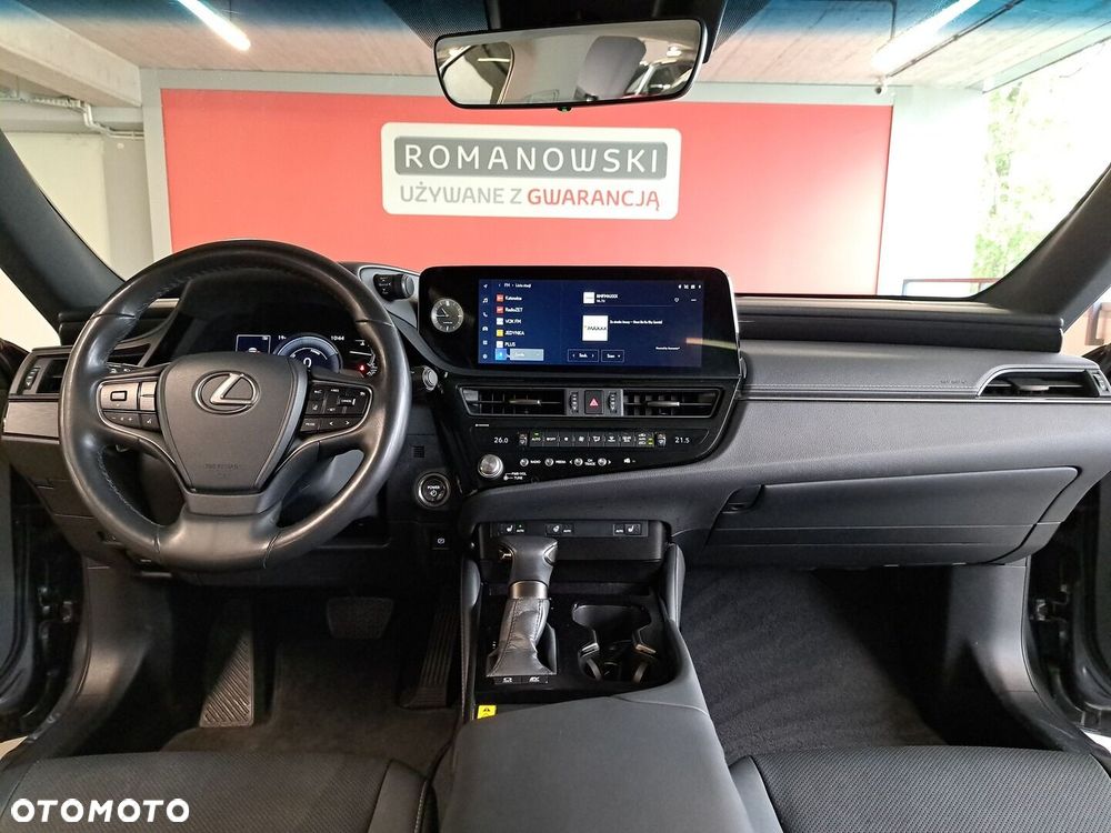 Lexus ES 300h Business Edition - 20