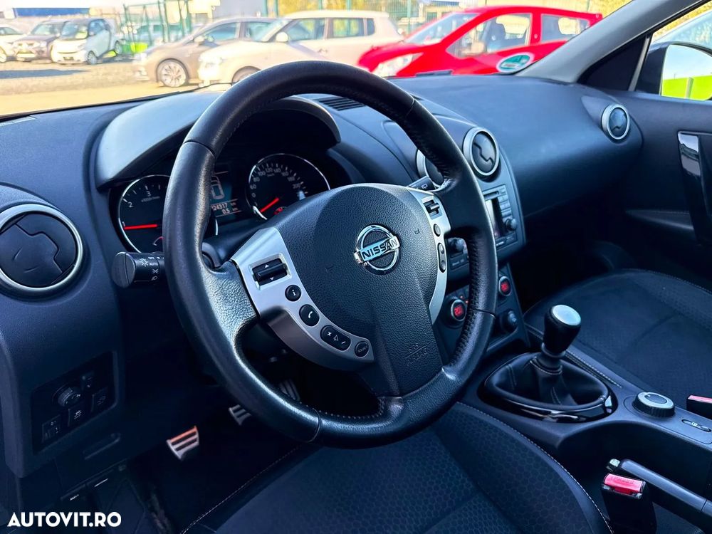 Nissan Qashqai 1.6 DCI 4 x 4 DPF Start/Stop 360 - 19