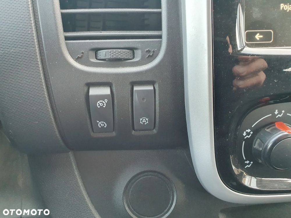 Opel Vivaro - 19