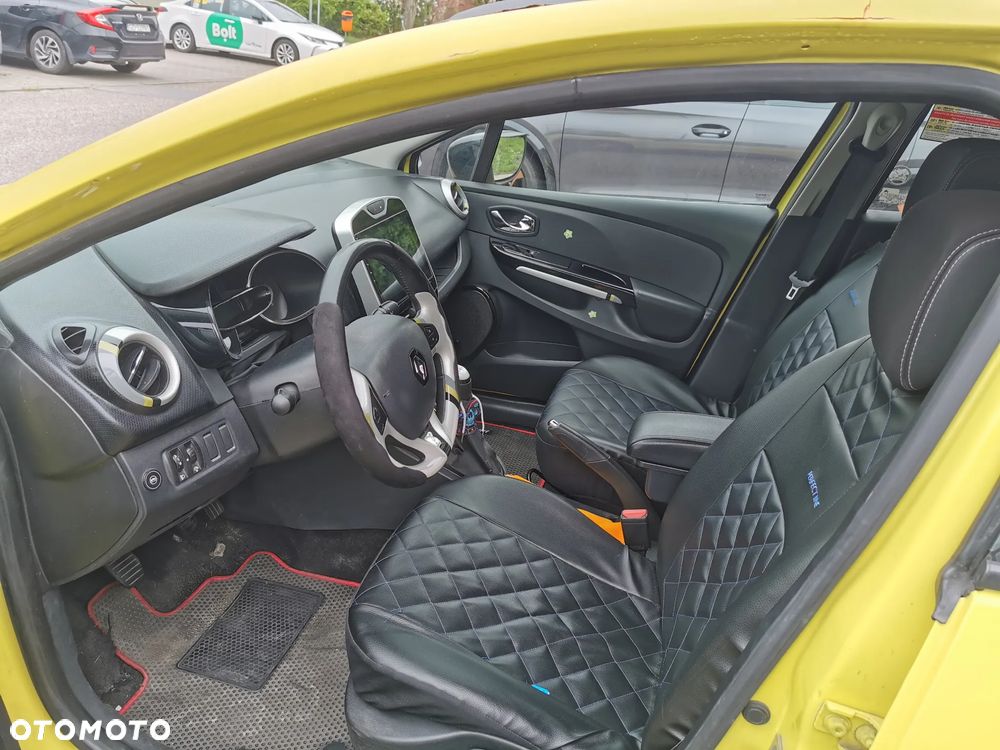 Renault Clio 1.2 16V 75 Experience - 12