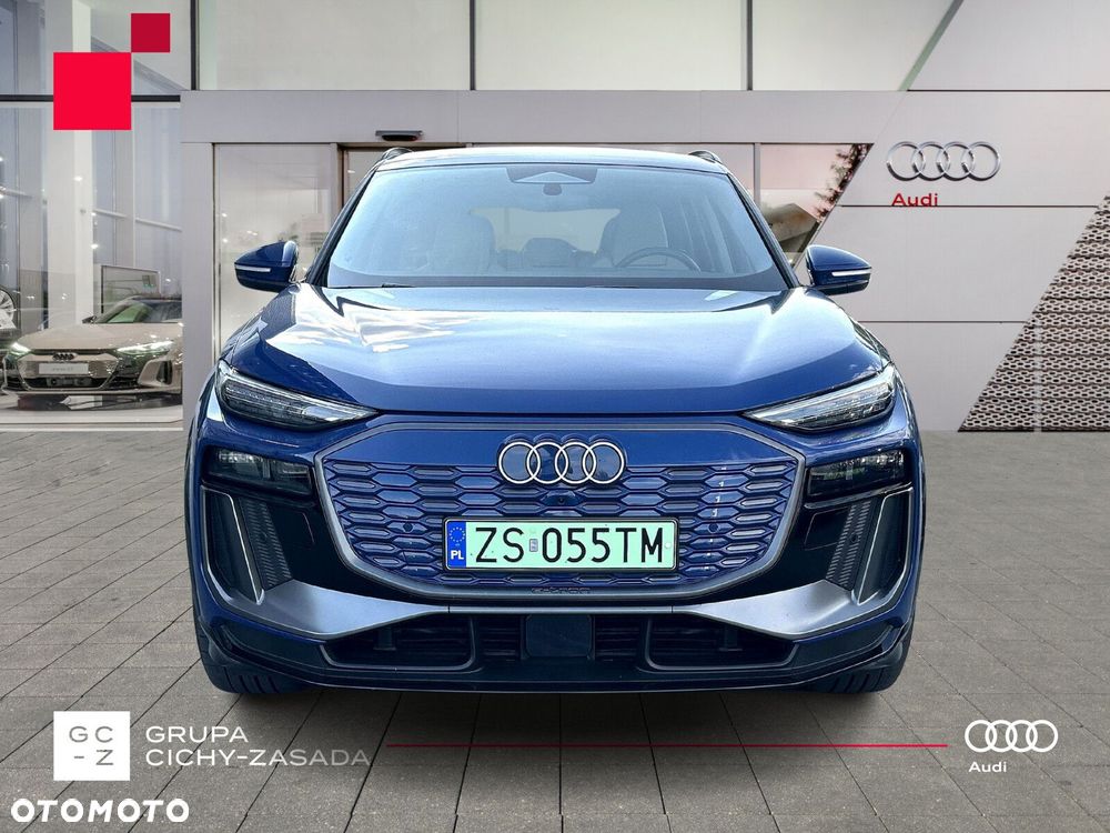 Audi Q6 e-tron - 8