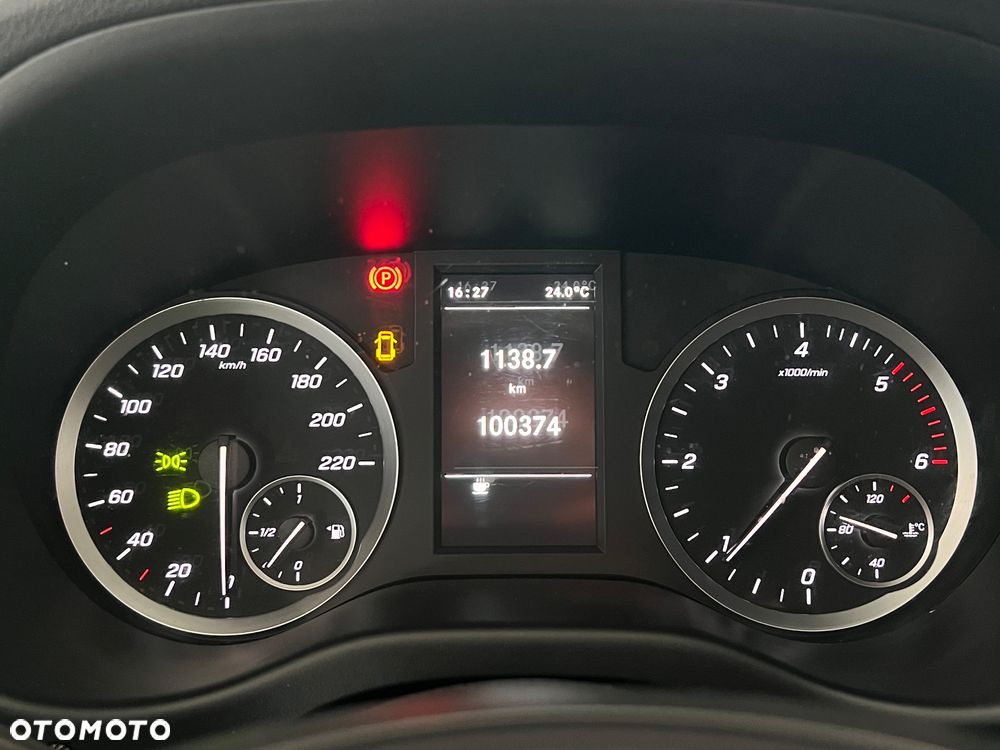 Mercedes-Benz Vito - 26