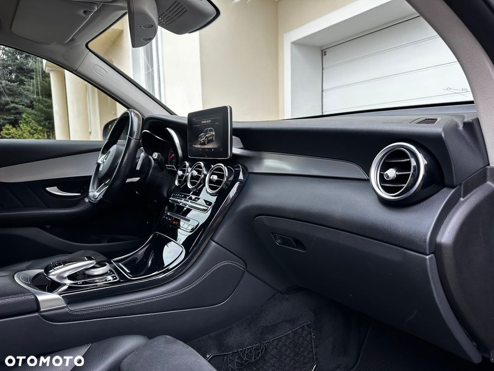 Mercedes-Benz GLC 250 d 4-Matic - 26